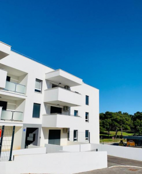 Apartment Alexandra erste Linie vor Meer und Kamenjak